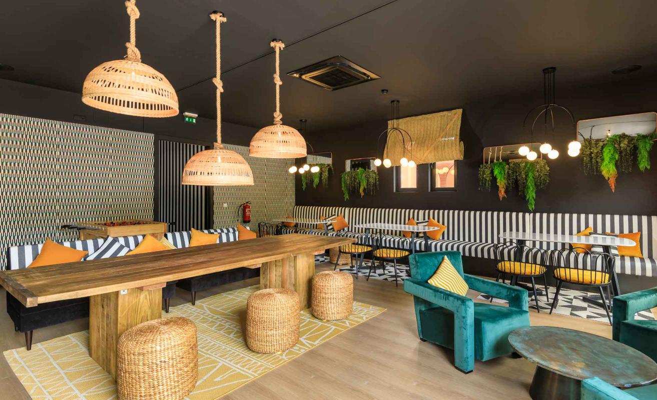 Sports Center Bar  Amendoeira Golf Resort Alcantarilha Sports Center Bar  Amendoeira Golf Resort Alcantarilha